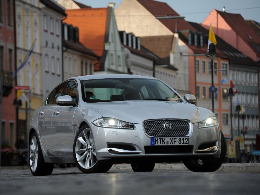  Jaguar XF 2.2 Diesel 2011 года  (фото 5 из 6)